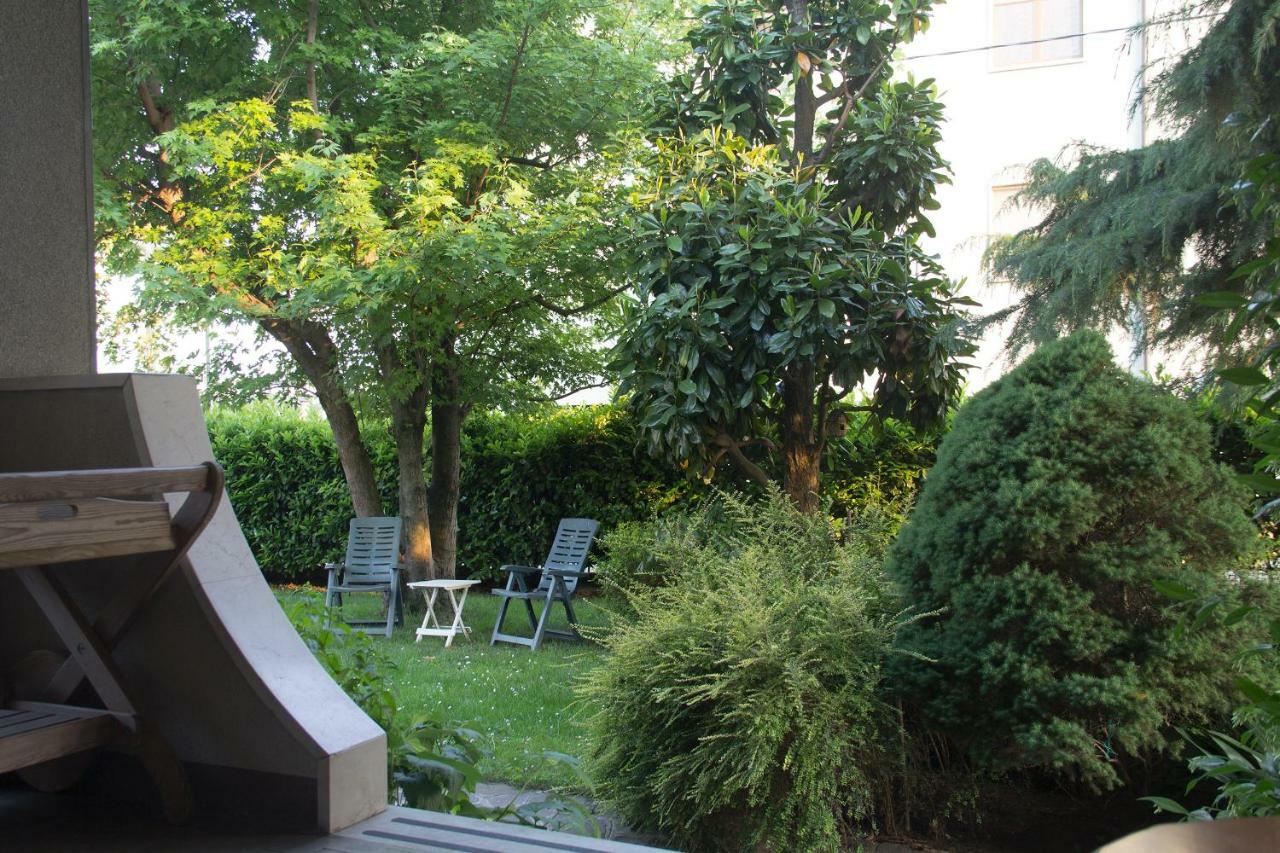 Il Giardino Bed & Breakfast Trenzano ภายนอก รูปภาพ