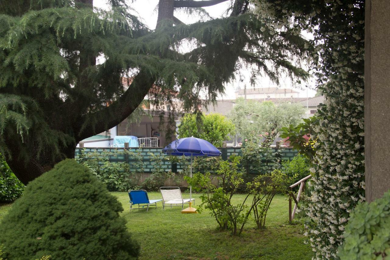 Il Giardino Bed & Breakfast Trenzano ภายนอก รูปภาพ