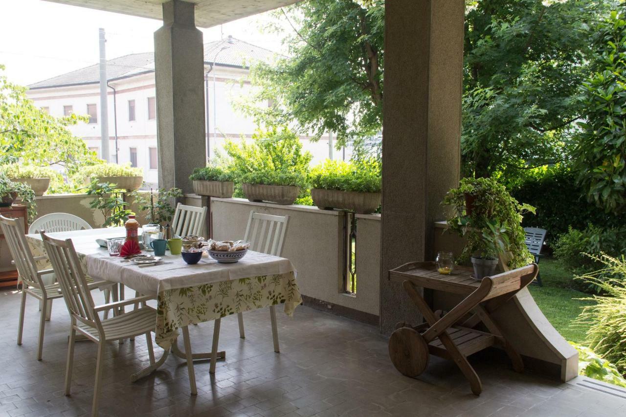 Il Giardino Bed & Breakfast Trenzano ภายนอก รูปภาพ
