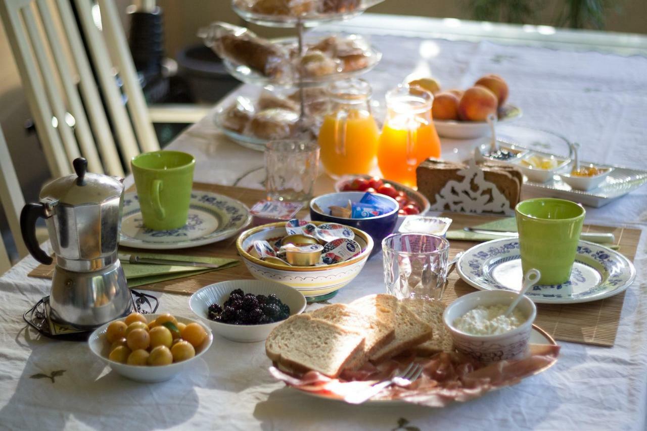 Il Giardino Bed & Breakfast Trenzano ภายนอก รูปภาพ